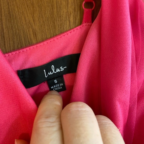 Lulus Soiree Not Sorry Hot Pink Tulle Maxi Dress size small - Picture 3 of 3